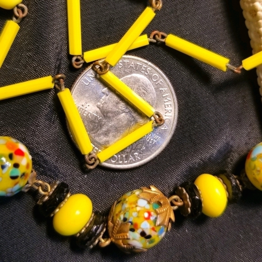1940s Italian Venetian Murano Glass Necklace - Picture 2 of 8